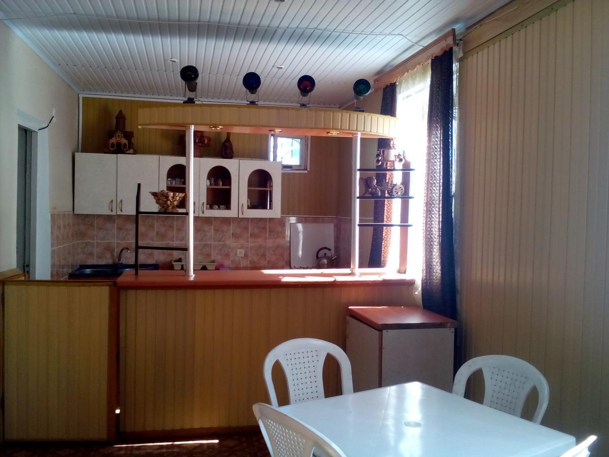 Guest House Giorgi يوريكي المظهر الخارجي الصورة